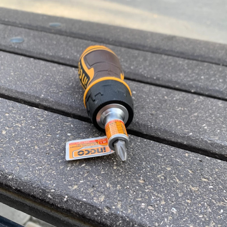 Screwdriver Ratchet اینکو Model Akisds1728 - Side View