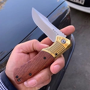 Knife Folding Brand باک - Detail View