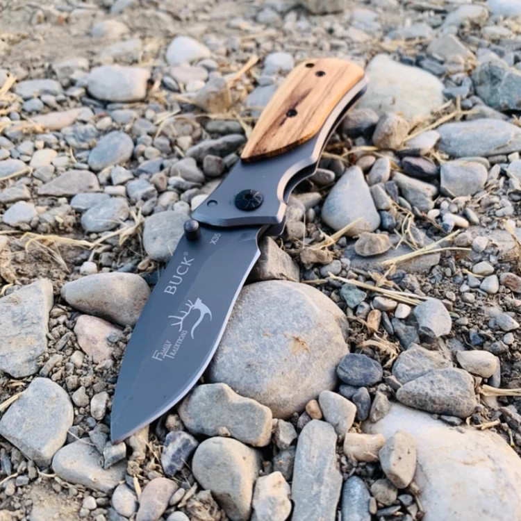 Knife Folding Brand باک Model X35 - Front View