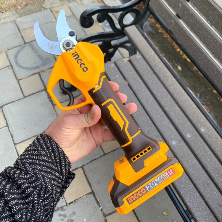 Garden Shears Cordless 20V Brand اینکو Model Cssi203083 (دو باتری) - Side View