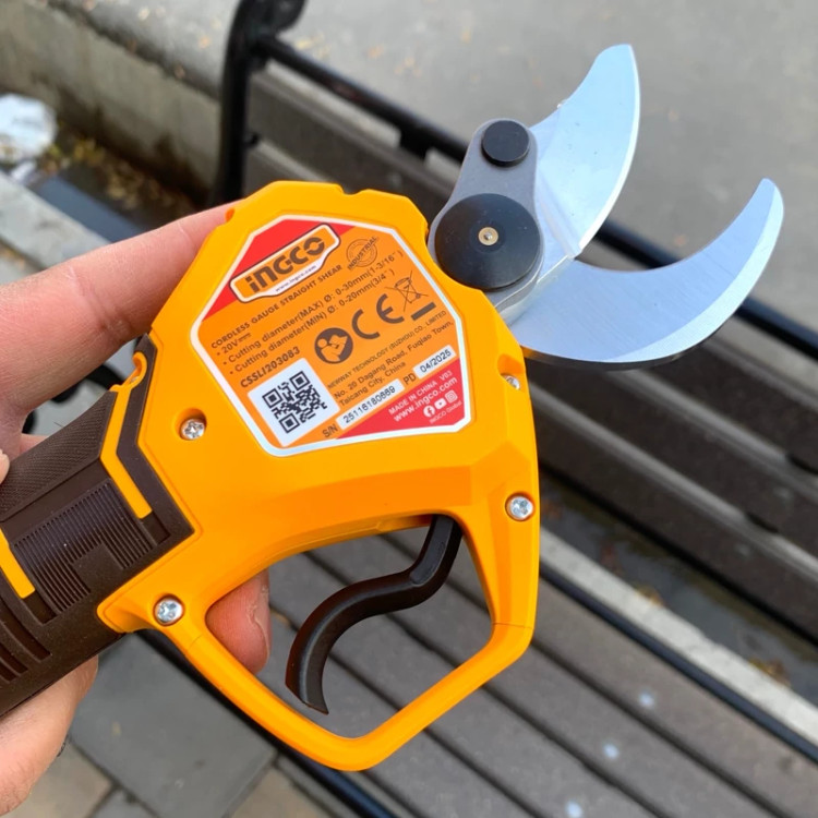 Garden Shears Cordless 20V Brand اینکو Model Cssi203083 (دو باتری) - Bottom View