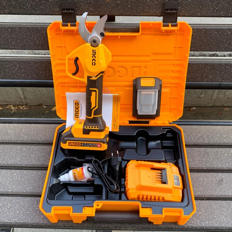 Garden Shears Cordless 20V Brand اینکو Model Cssi203083 (دو باتری) - Blade Detail