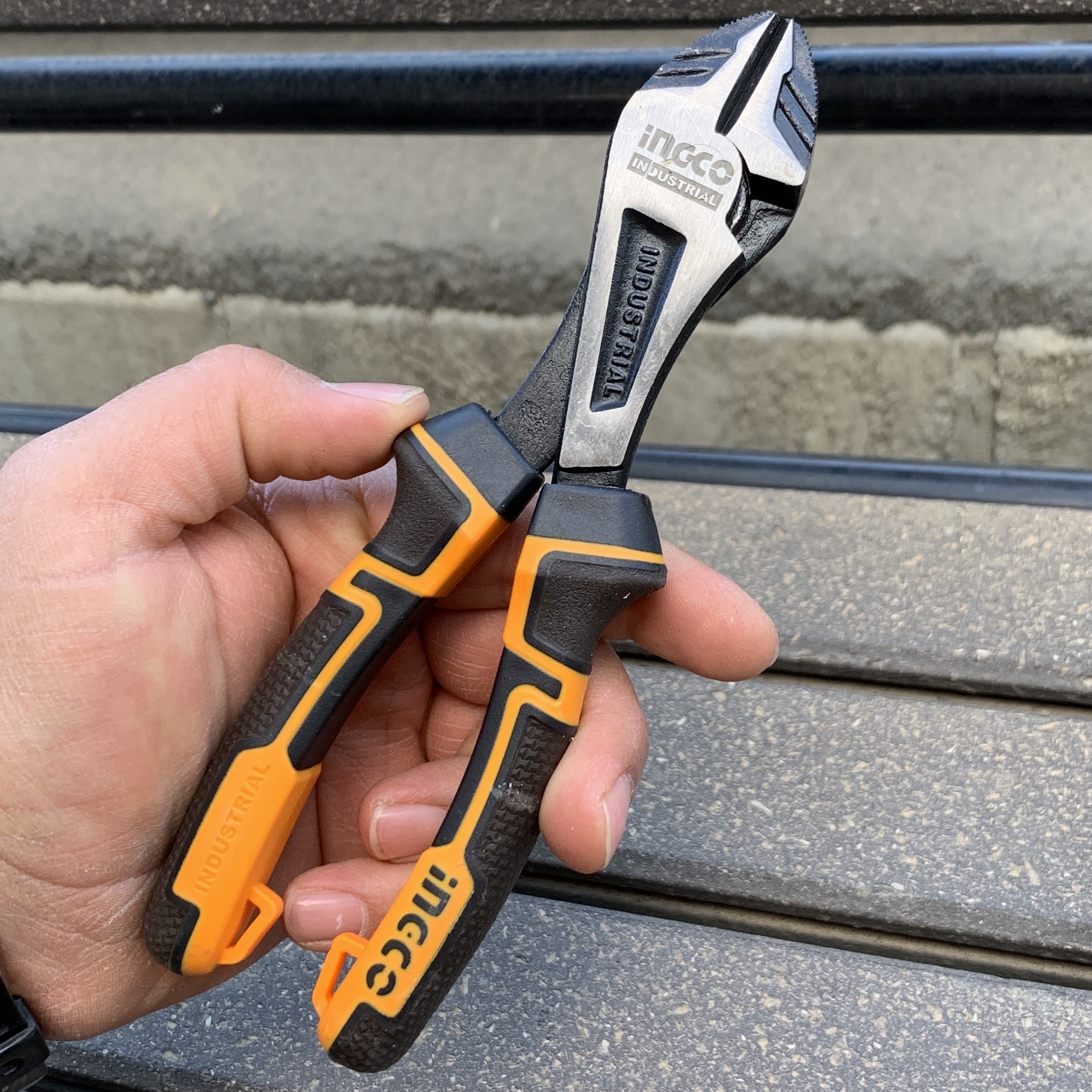 انبر سیم چین اینکو مدل HHHDC-P28180 سایز 7 اینچ